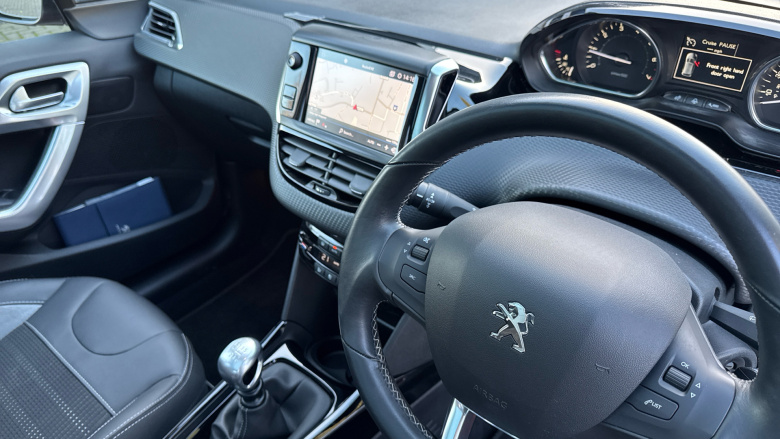 Peugeot 2008 1.2 PureTech 110 Allure Premium 5dr Petrol Estate